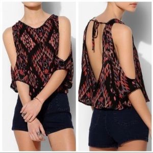 Ecote geo print tribal cold shoulder crop top